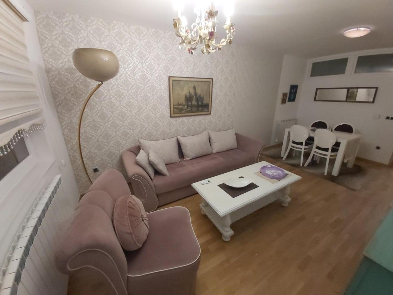 Apartman Bulevar Luxury Ilidza Free Garage Parking Apartment