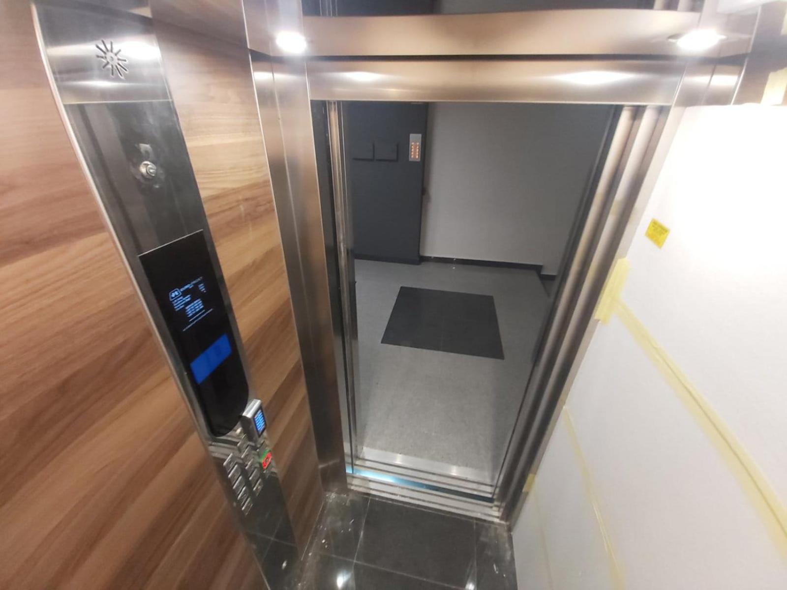 Apartman Bulevar Luxury Ilidza Free Garage Parking * Sarajevo