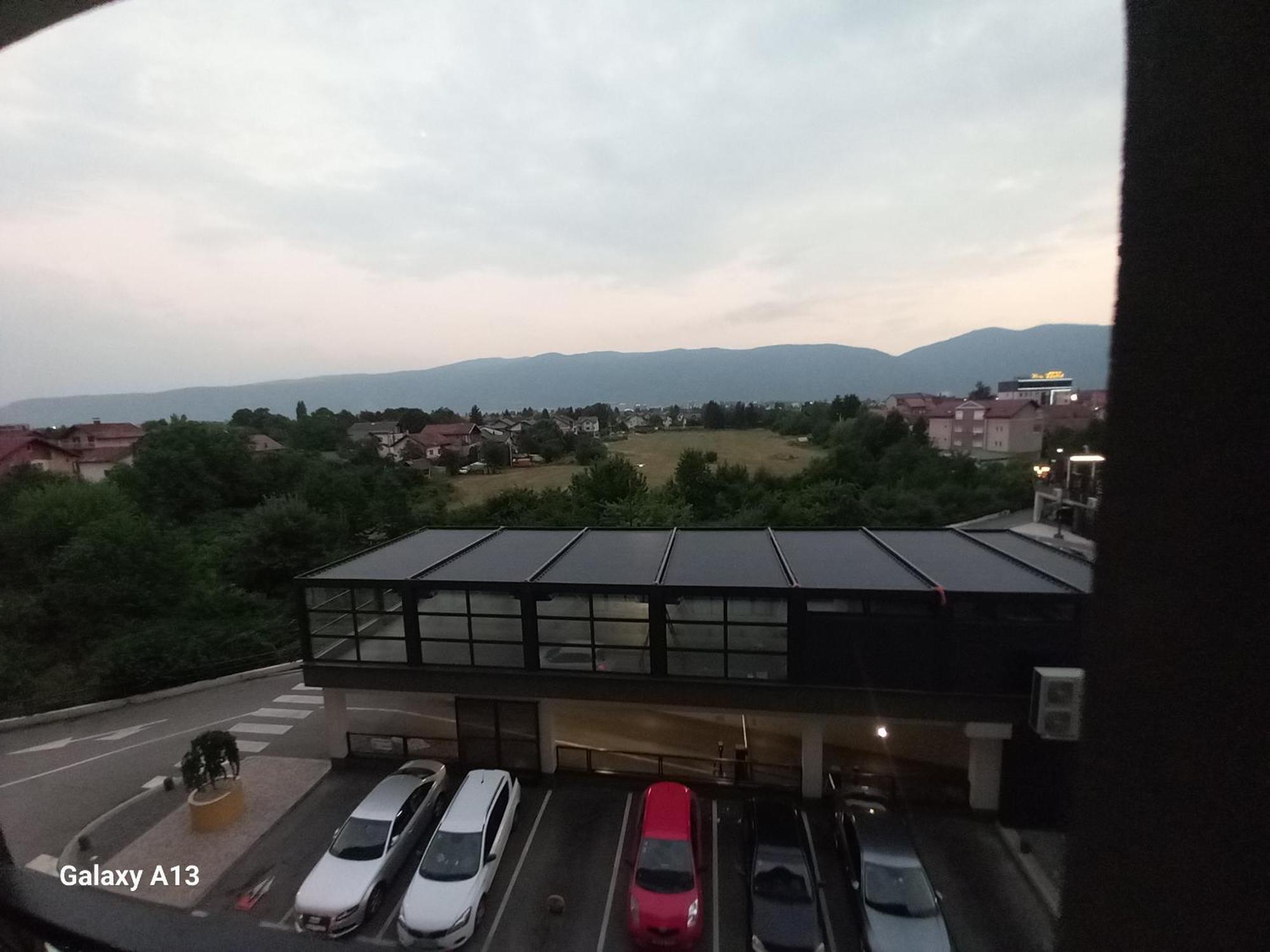 Apartman Bulevar Luxury Ilidza Free Garage Parking Apartment Sarajevo