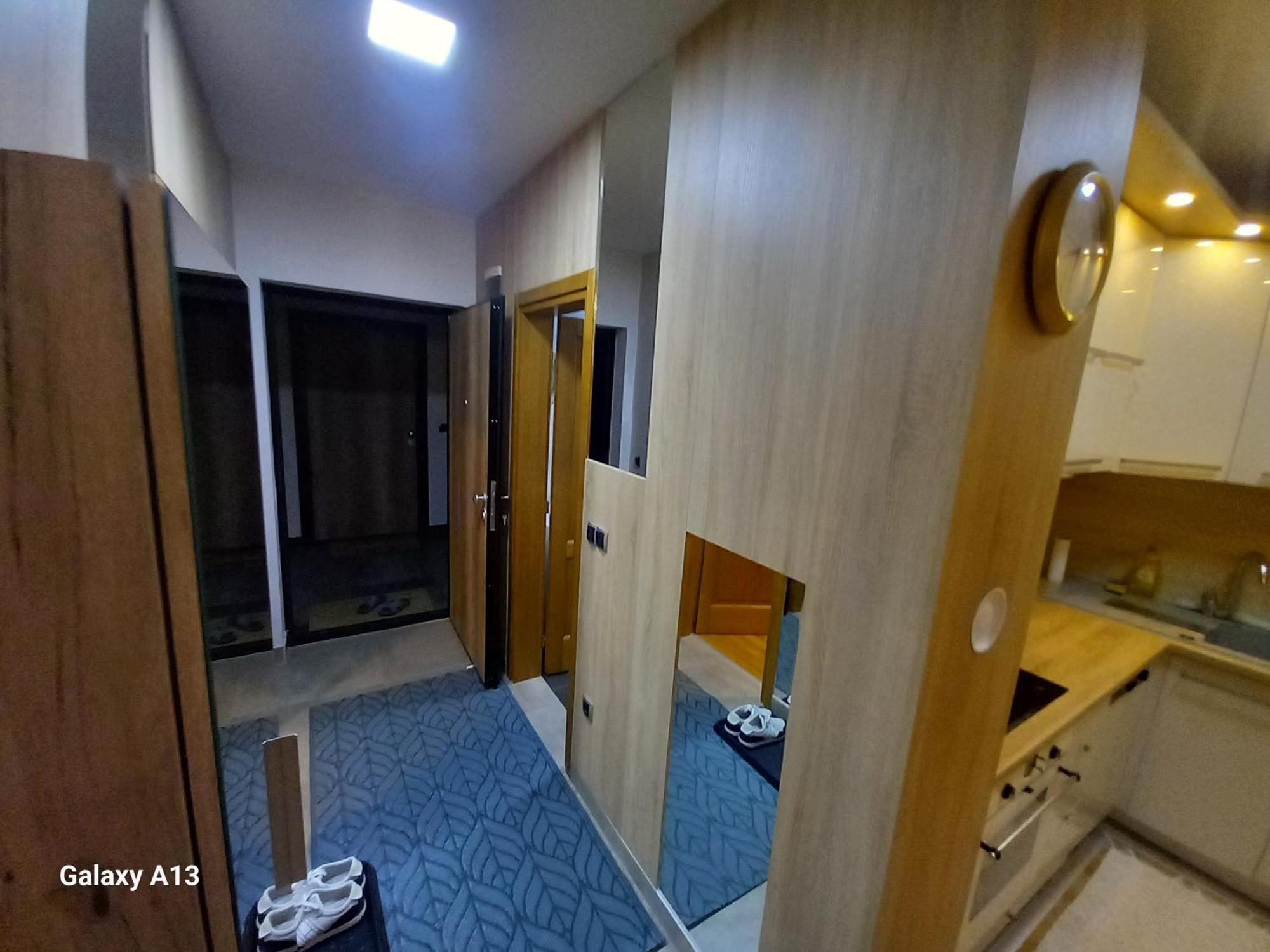 Apartment Apartman Bulevar Luxury Ilidza Free Garage Parking Sarajevo