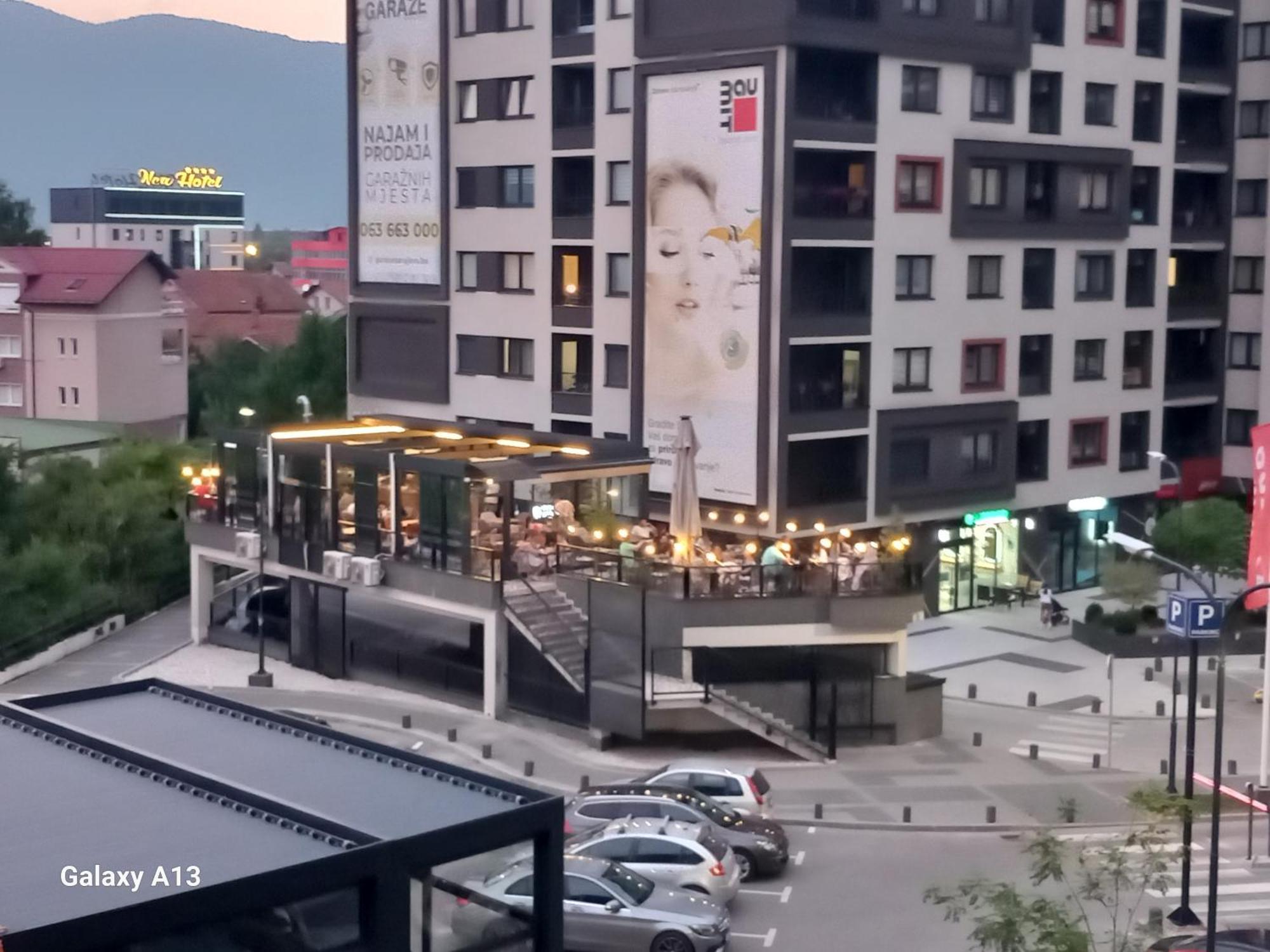 Apartment Apartman Bulevar Luxury Ilidza Free Garage Parking