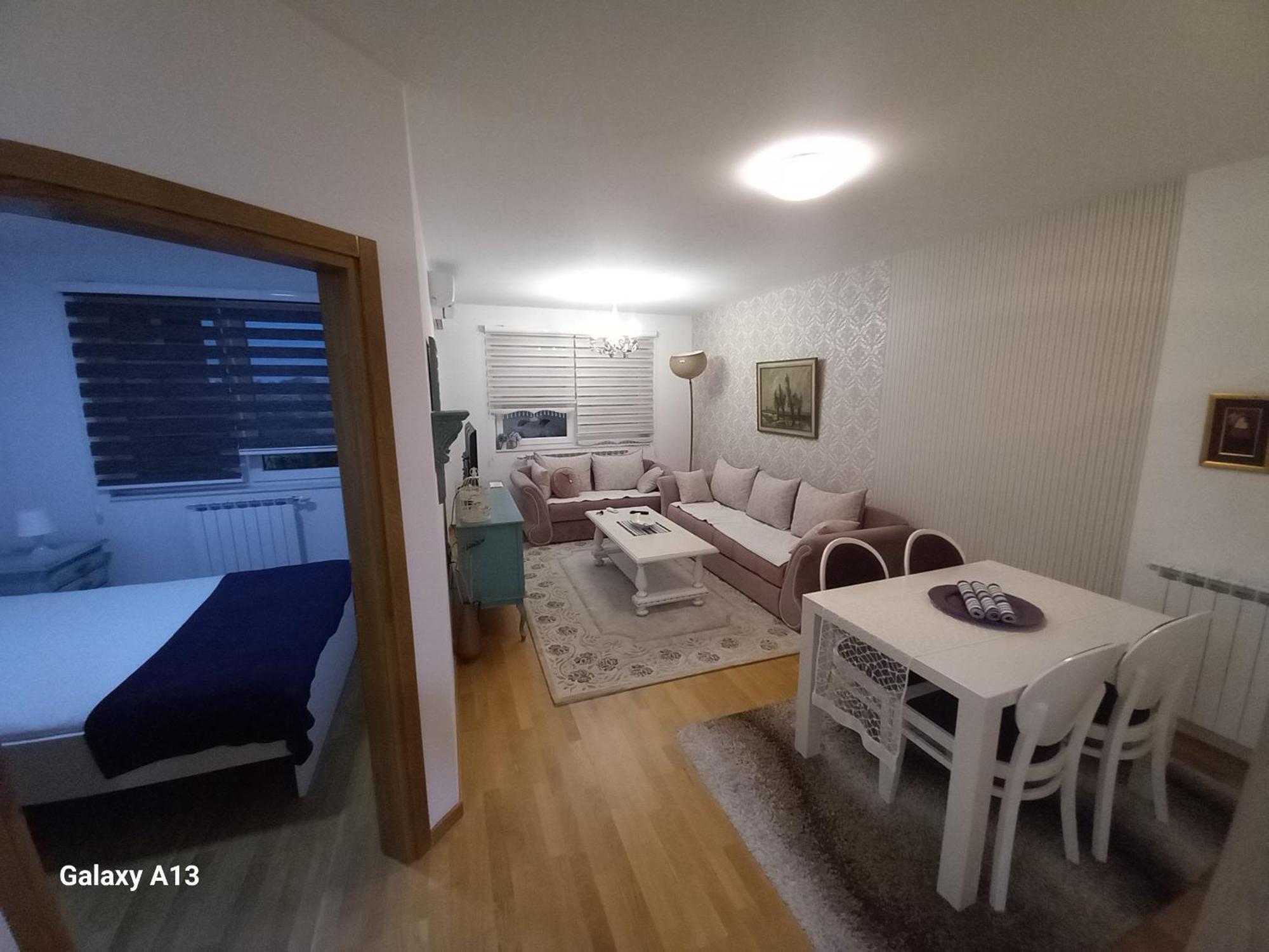 Apartman Bulevar Luxury Ilidza Free Garage Parking *