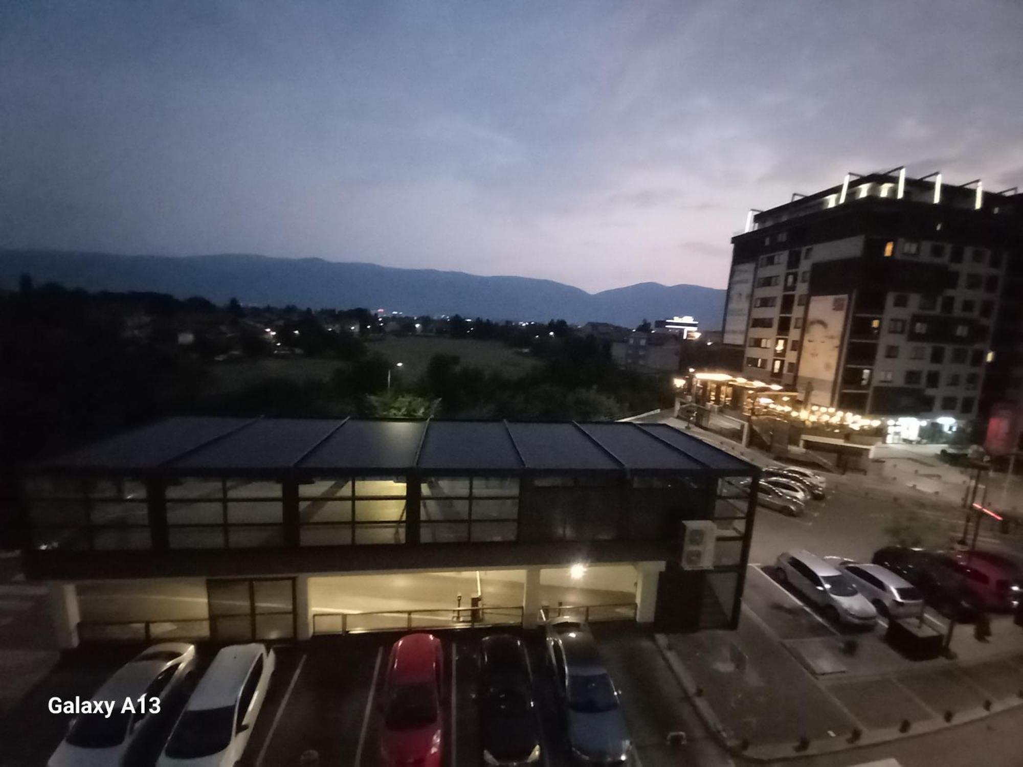 Apartman Bulevar Luxury Ilidza Free Garage Parking