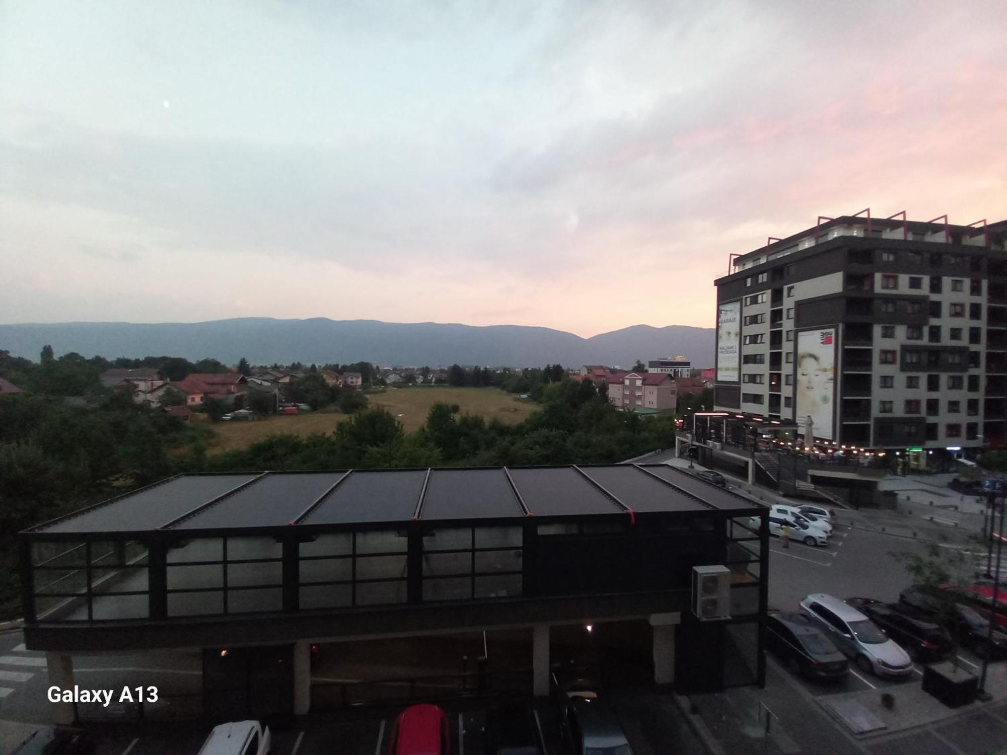 Apartment Apartman Bulevar Luxury Ilidza Free Garage Parking